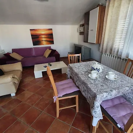 In - Istrien 47055 Apartment *